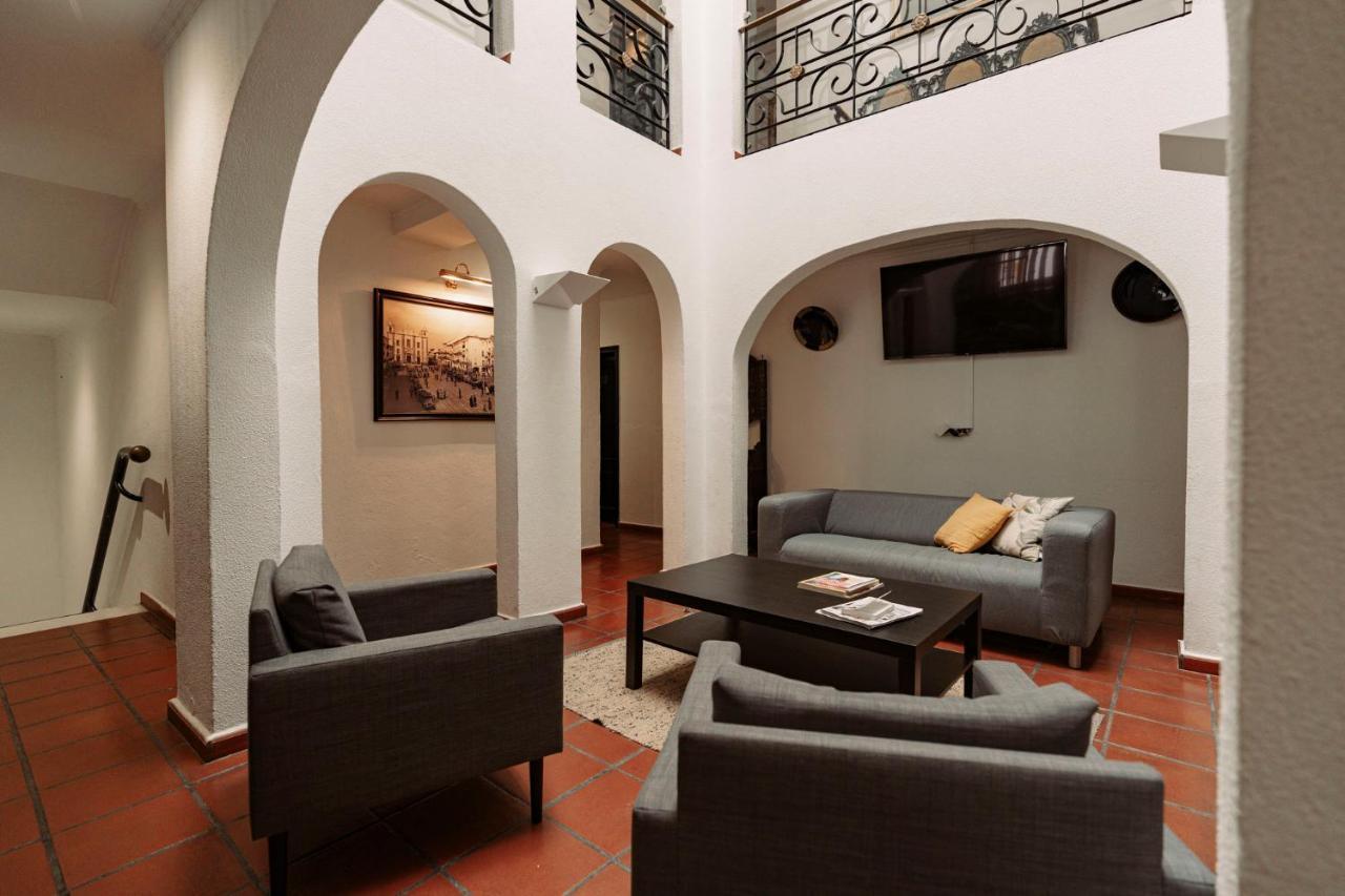 d'Iberica Hostel Évora Esterno foto